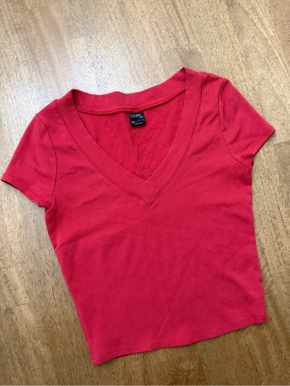PacSun cropped red tee